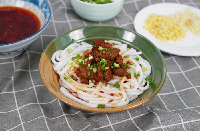 抱罗镇肉臊子粉培训